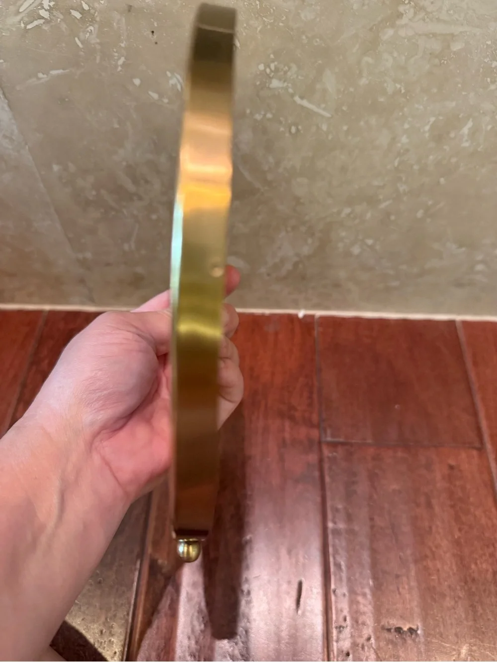 Vintage Round Gold Picture Frame 7”